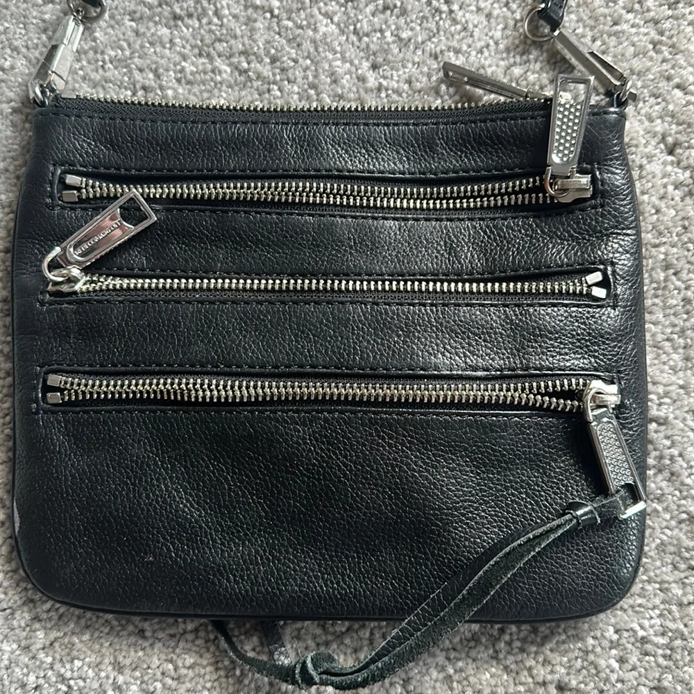 Black Rebecca Minkoff crossbody leather bag - Picture 1 of 2